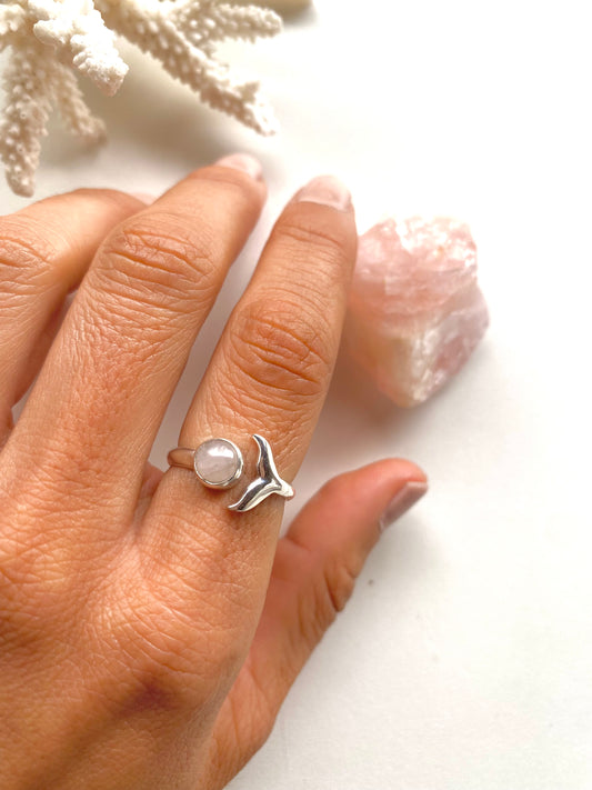 Anillo Tail Cuarzo Rosa