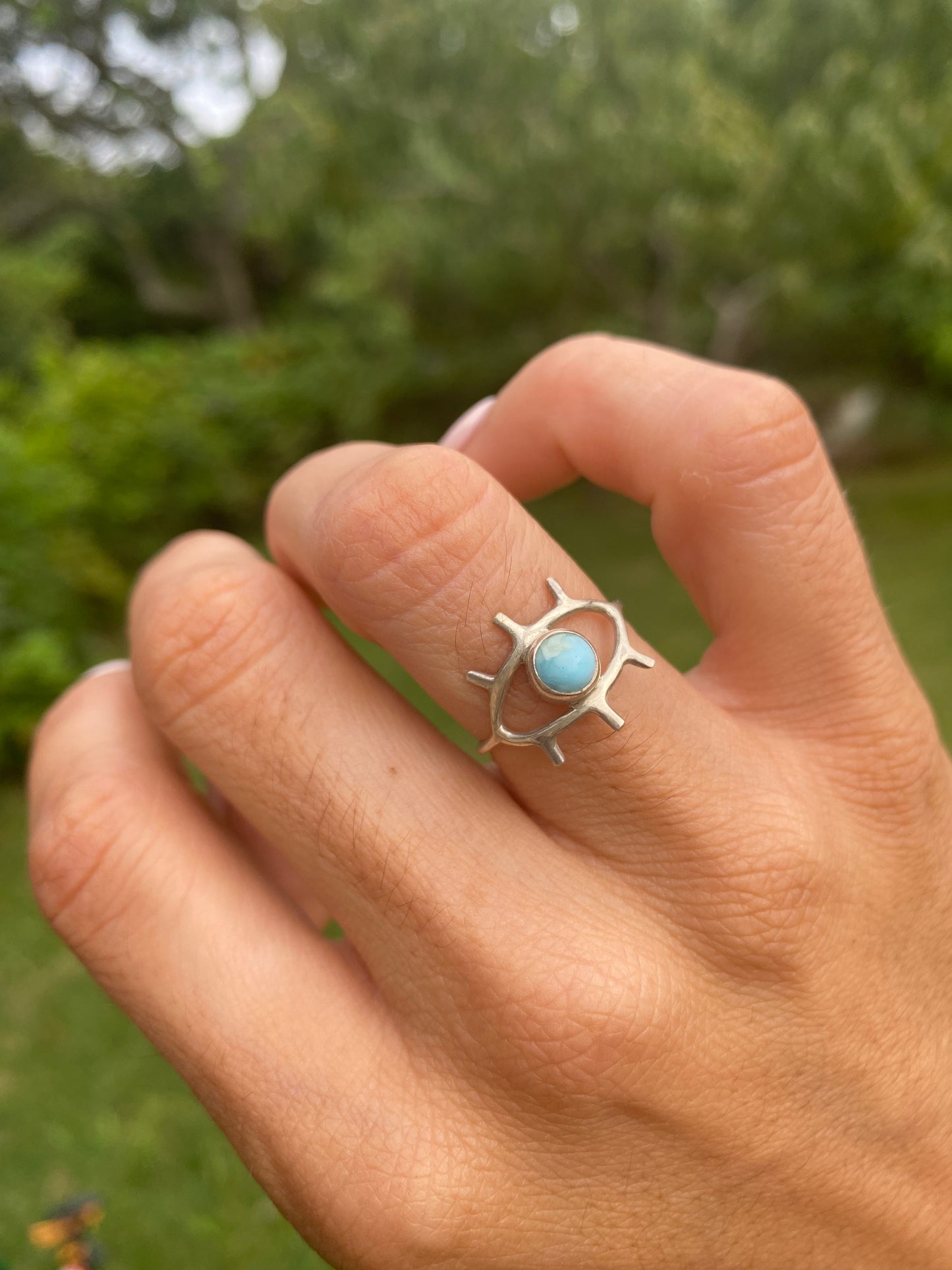 Anillo Ojo protector con Larimar